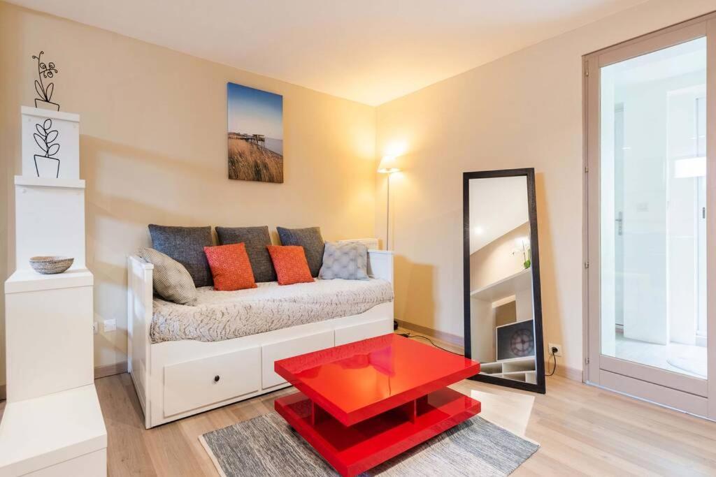 Studio Next To Bordeaux City Center With A Terrace べグル エクステリア 写真